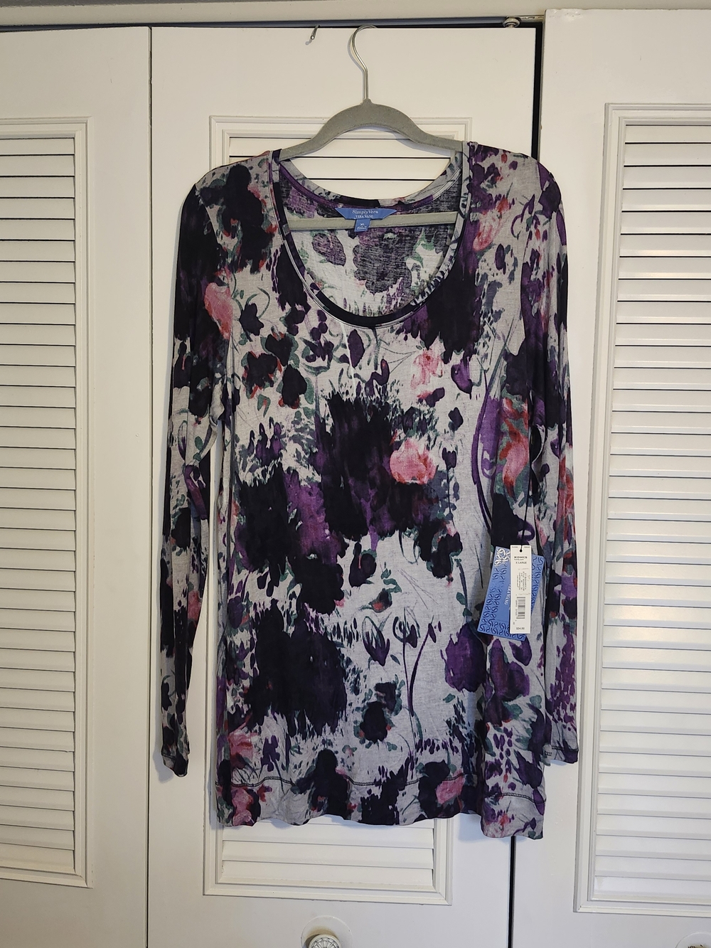 Simply Vera Vera Wang Purple & White Floral Long Sleeve Scoop Neck Top
